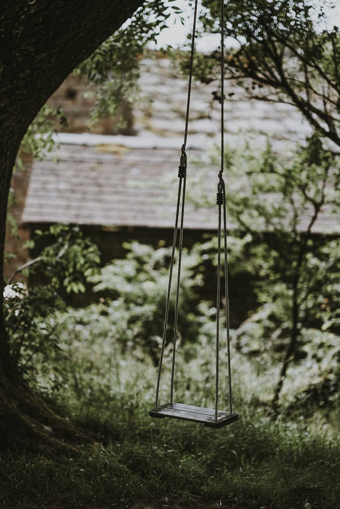 Garten eines Ferienhauses in Belgien – Symbol für Ruhe und Kindheitserinnerungen