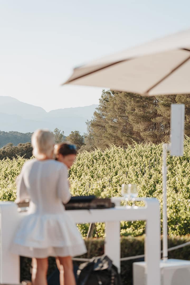 Ausgewählte Outdoor Location im Weinberg für eine Destination Wedding – Teil des Locationscoutings eines Hochzeitsplaners